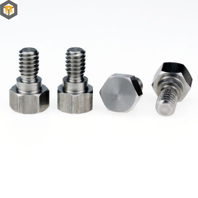 Cerraduras especiales BY-0513 de acero inoxidable tornillo de hombro personalizado con acabado de pulido